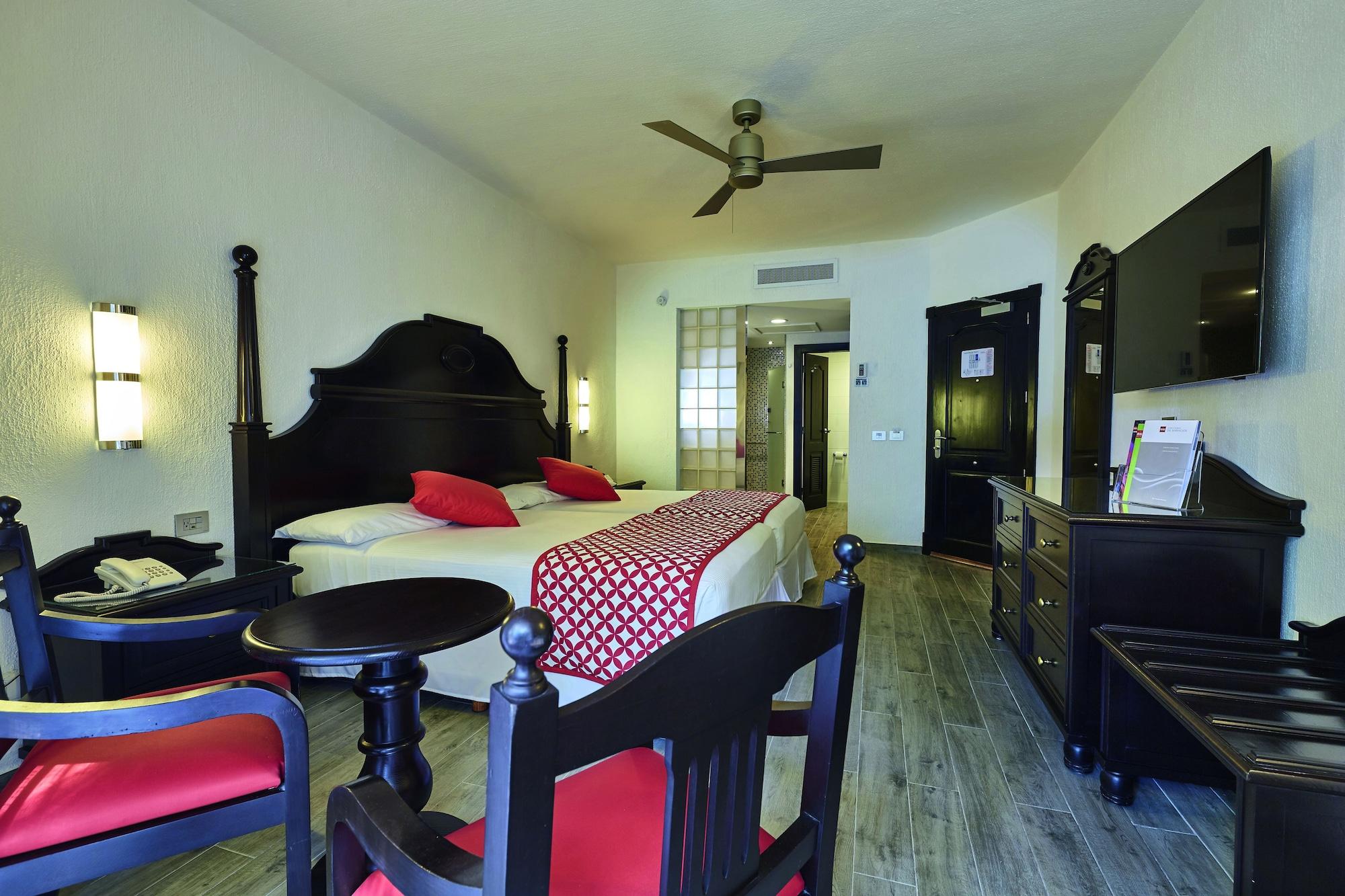 Hotel Riu Tequila à Playa del Carmen Extérieur photo