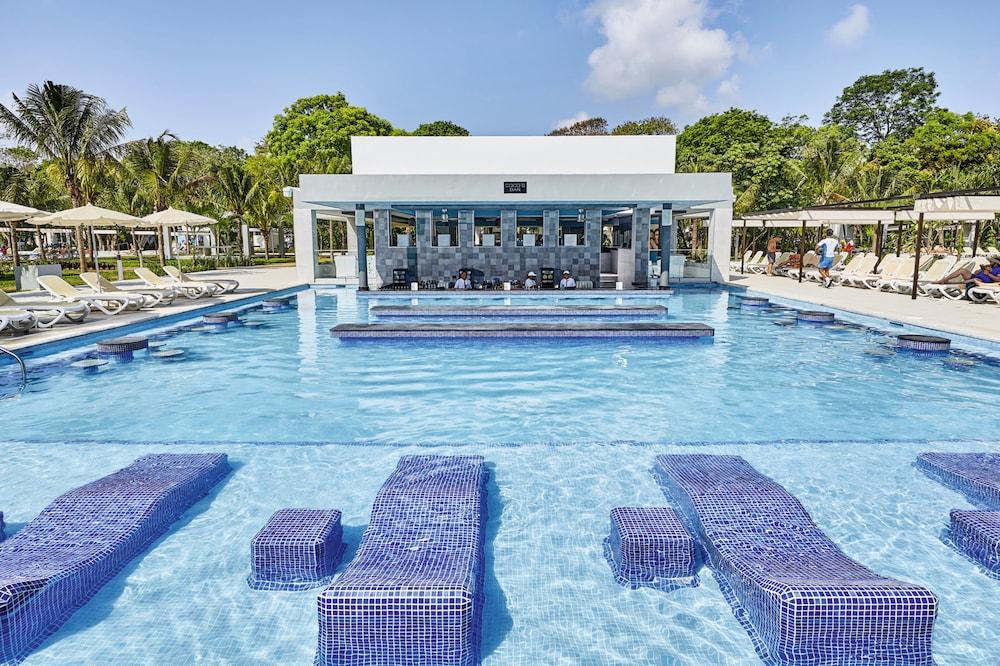 Hotel Riu Tequila à Playa del Carmen Extérieur photo
